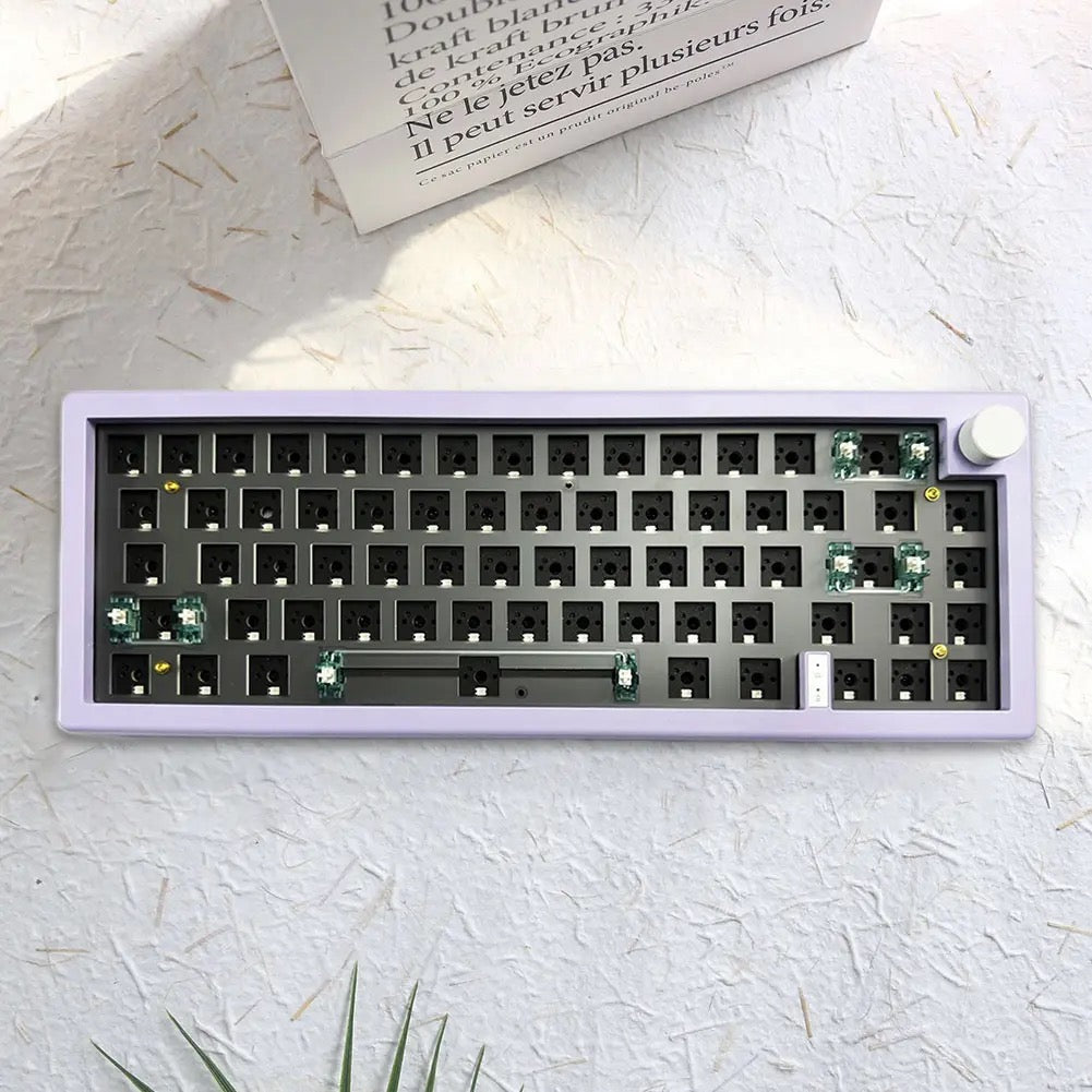 Kit | Mechanical Keyboard 60% 67 Keys + Knob