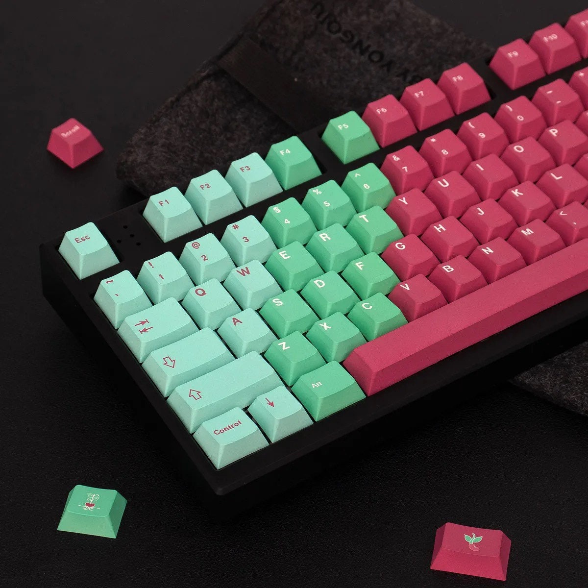 Keys | 130 Custom Keycaps Gradient Berry Theme | CHERRY Profile | for Mechanical Keyboards