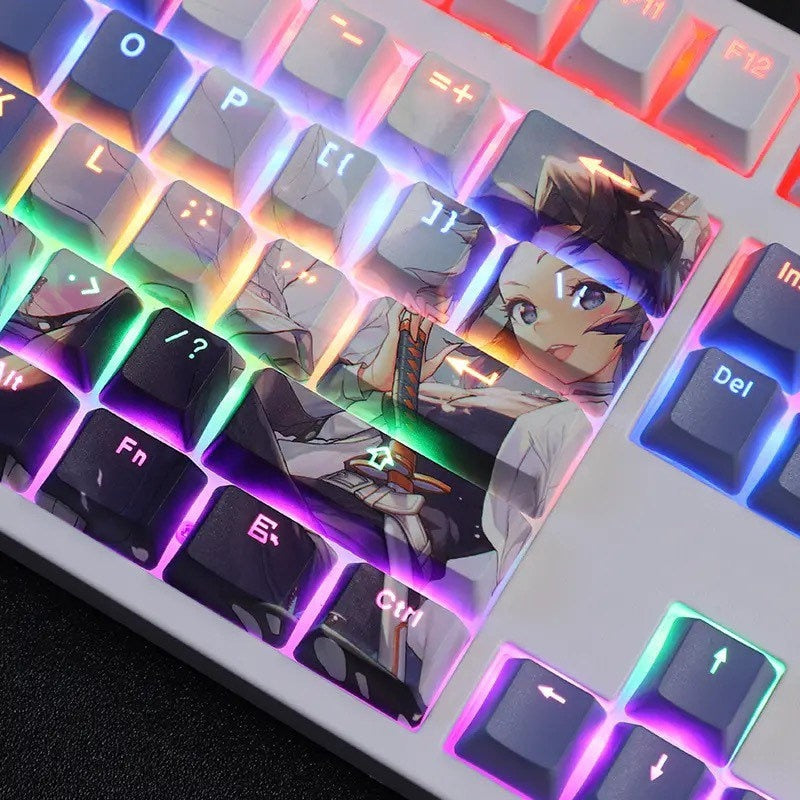 The ULTIMATE Anime Attack on Titan Keyboard - YouTube